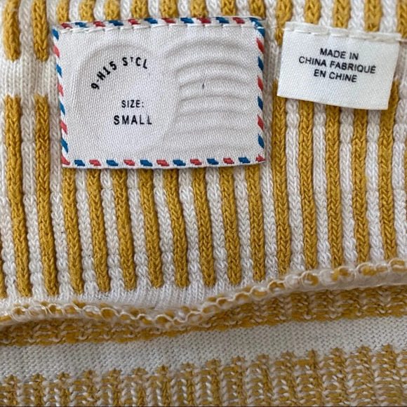 ANTHROPOLOGIE Postmark Mustard Bell Sleeve Top  Small - Picture 4 of 5